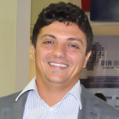 Giuliano Souza Rogerio de Castro